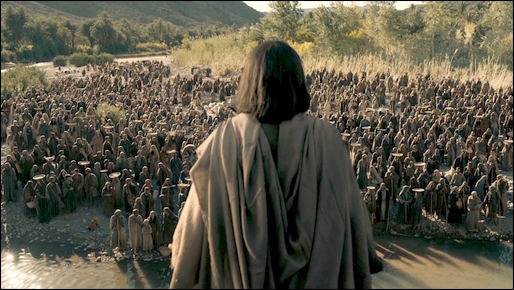 cHRIST AND THE CROWD